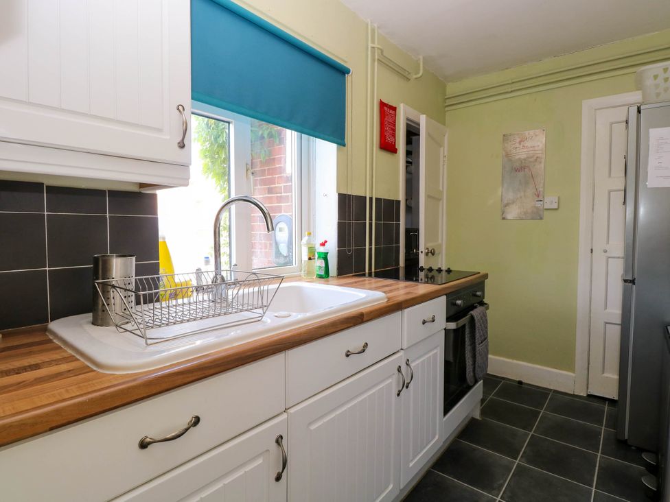 3 Birkbeck Way - Norfolk - 1176170 - thumbnail photo 12