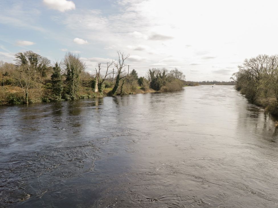 A river surrounded by trees at Huath in Carrick on Shannon