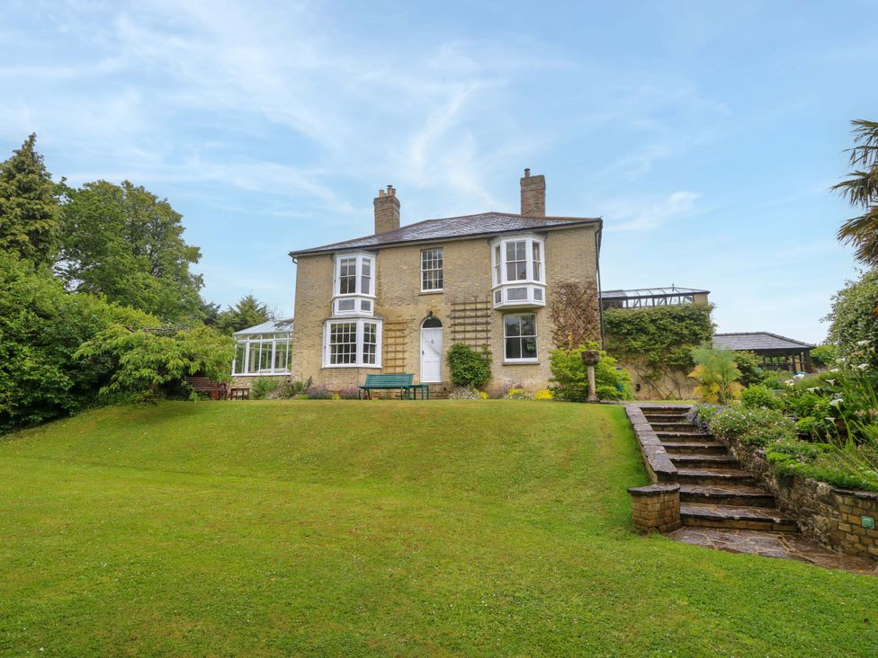 A house with garden and steps at Woodlands in Freshwater