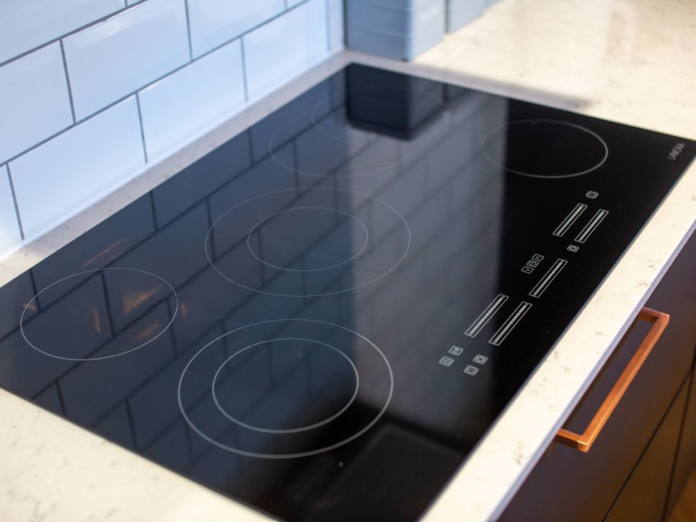 A kitchen with an induction cooktop at Moorsholm View Saltburn-by-the-Sea