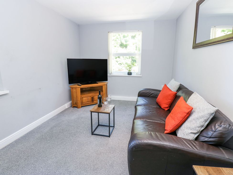 Flat 2, Omega Court - Lake District - 1176777 - thumbnail photo 4