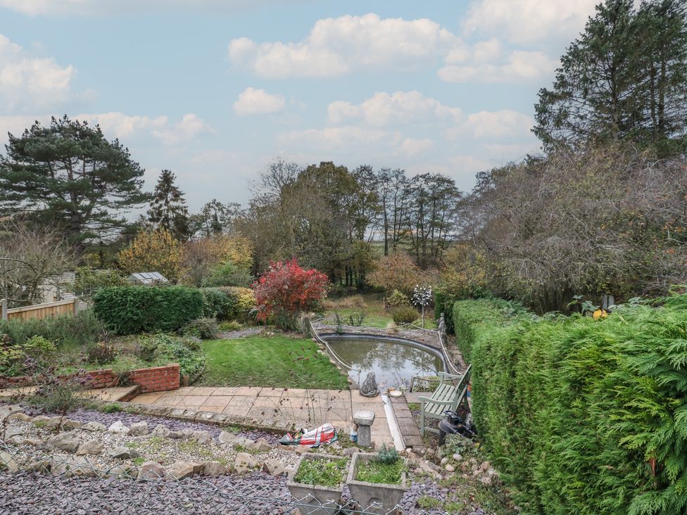 Berkley Cottage - Suffolk & Essex - 1177200 - thumbnail photo 36