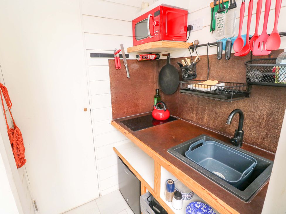 The Tiny House - South Wales - 1177458 - thumbnail photo 8
