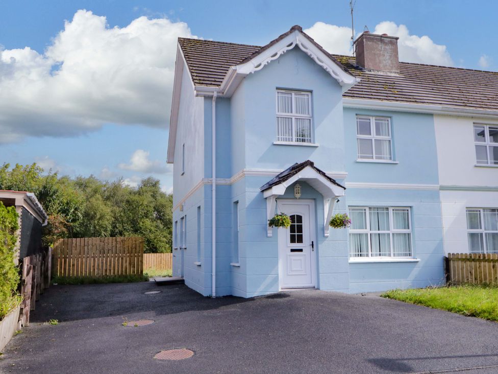 A house with a driveway and garden at 7 Killybrack Glen in Omagh