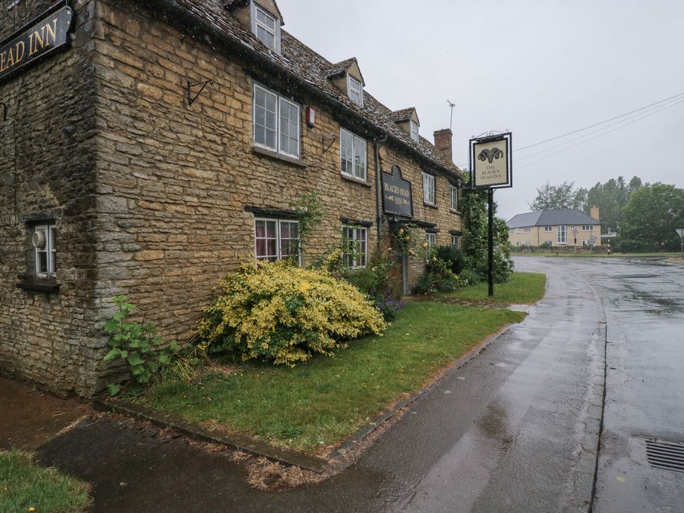 Pinewood - Cotswolds - 1177656 - thumbnail photo 25