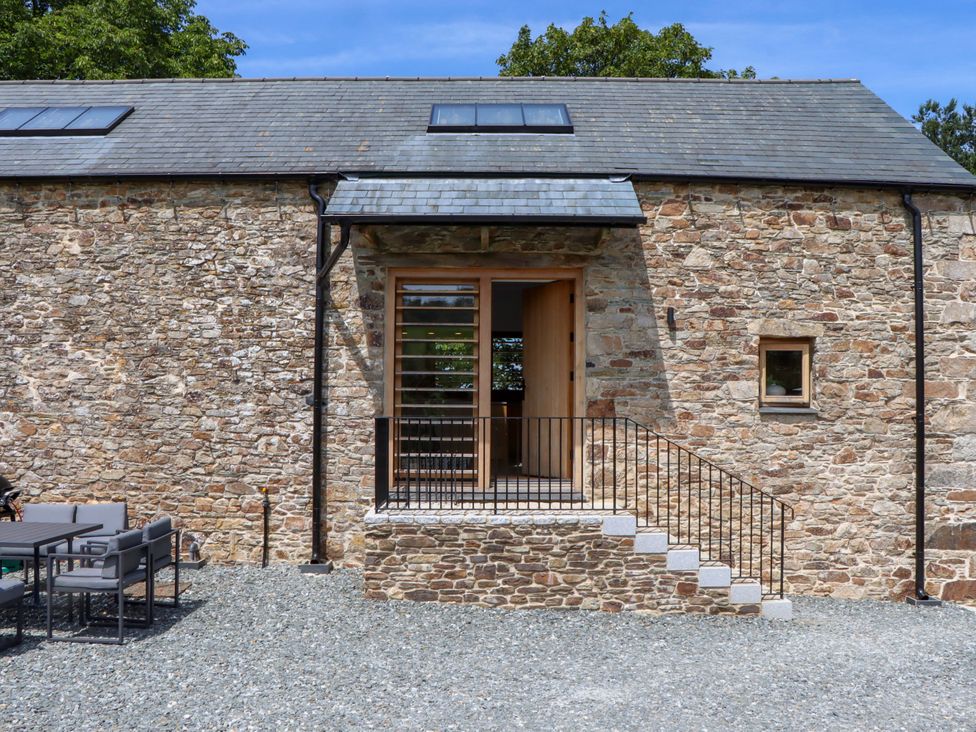Lower Walreddon Barn - Devon - 1177769 - thumbnail photo 4