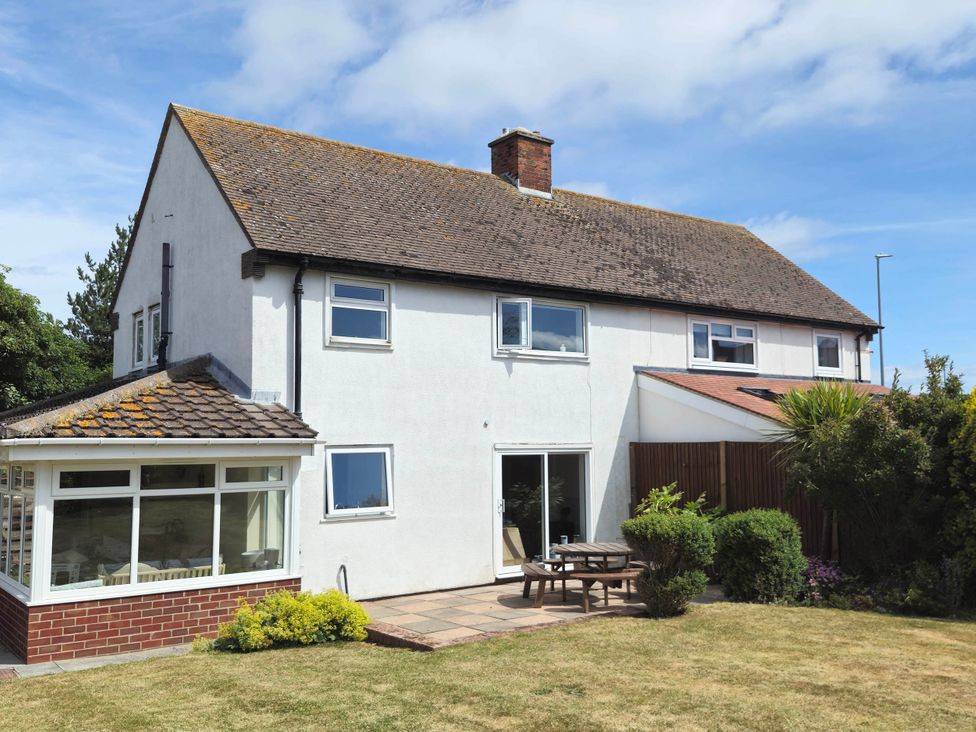 A house with a garden and patio at 13 Seafield Road 