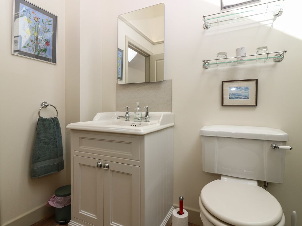 A bathroom with sink and toilet at The Barn, Lower Lodge in Cupar