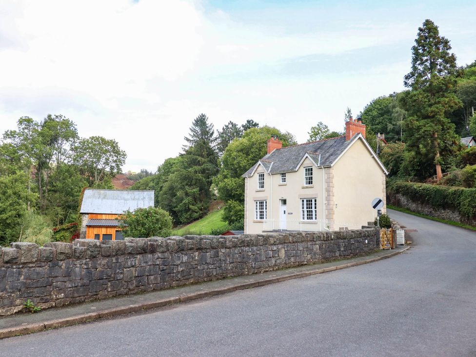 A house beside a road at Dolhiryd in Glyn Ceiriog near Chirk