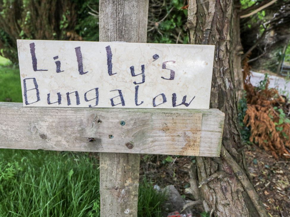 A sign indicating Lilly's Bungalow at Lilly's Bungalow in Clonakilty, County Cork