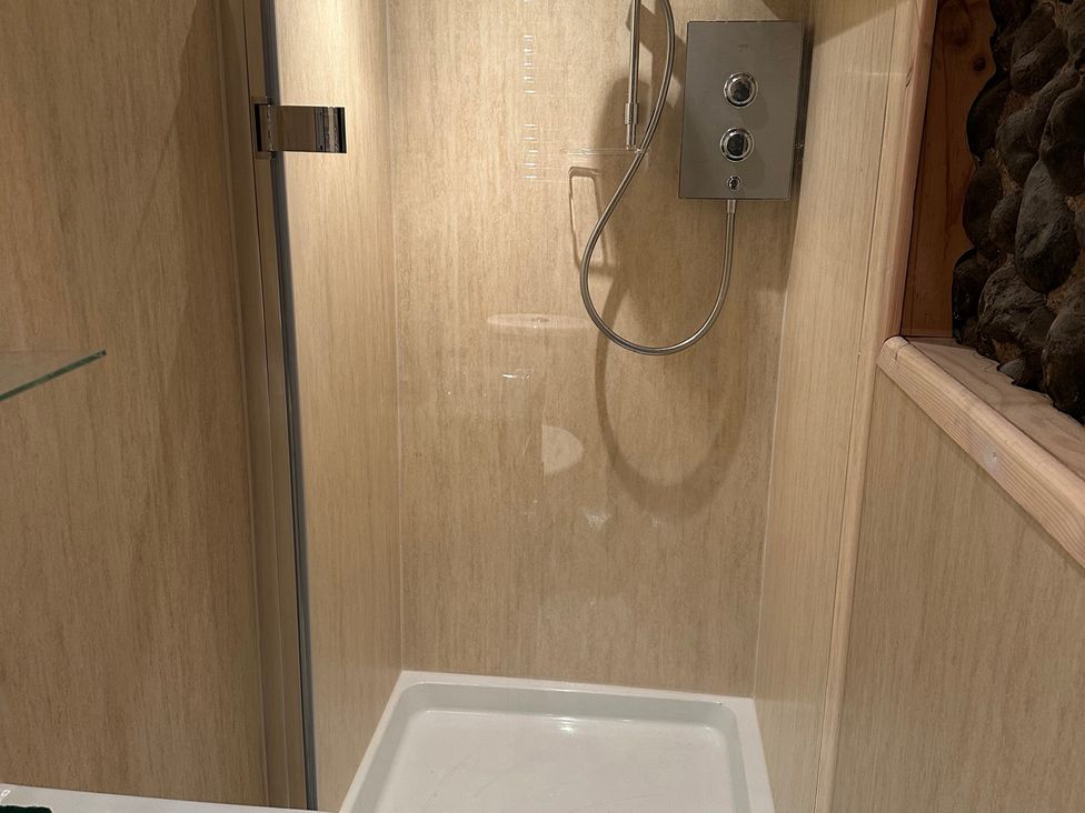 The Bittern - Norfolk - 1178381 - thumbnail photo 16