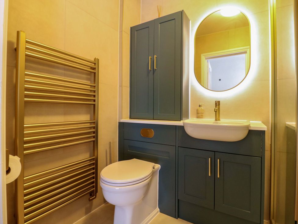 Woolwich Apartment -  - 1178783 - thumbnail photo 14