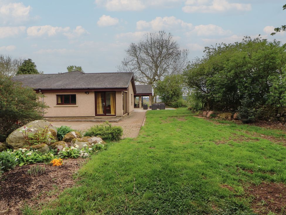 A house with a garden at Old Riggs Paddock near Penrith