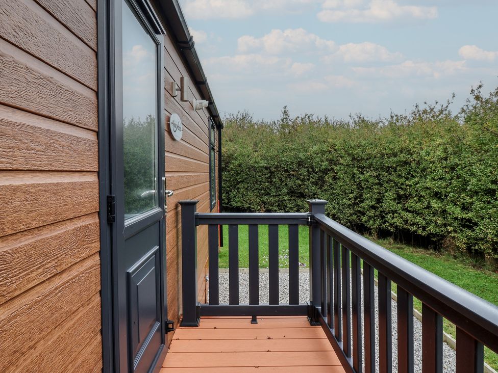 Meadows Park 1 - North Yorkshire (incl. Whitby) - 1180162 - thumbnail photo 2