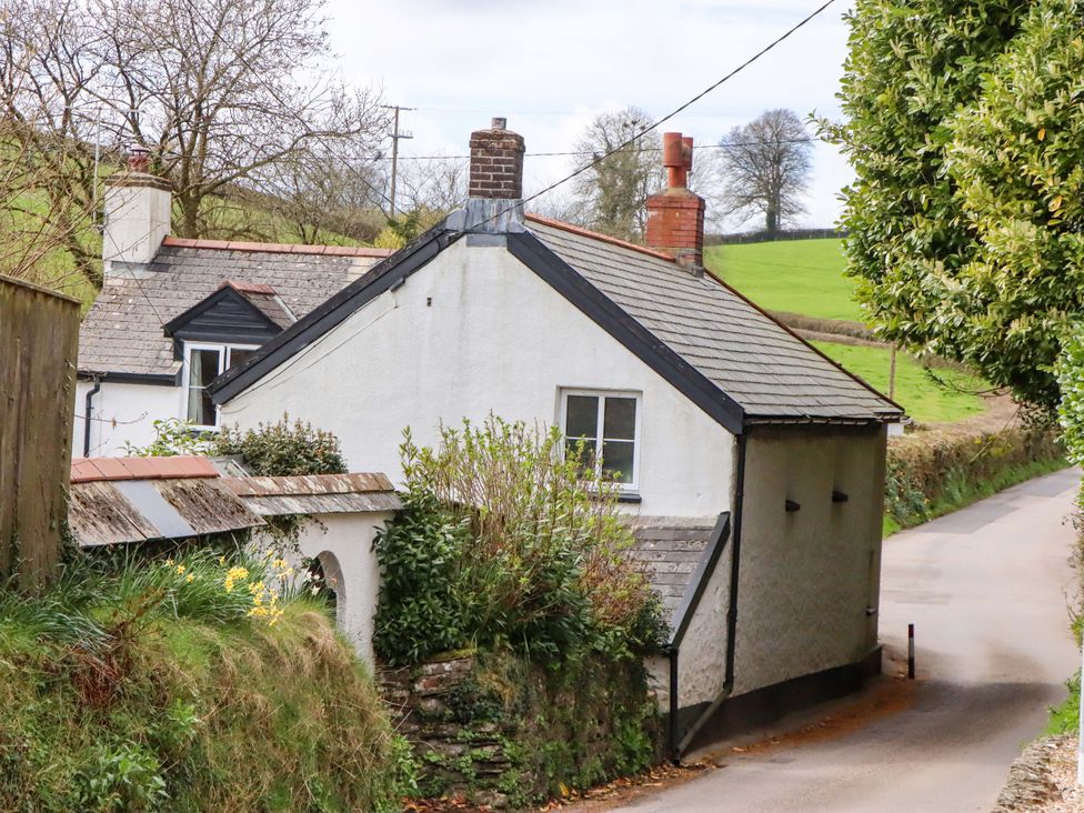 A house along a road at Town Farm Cottage Barnstaple