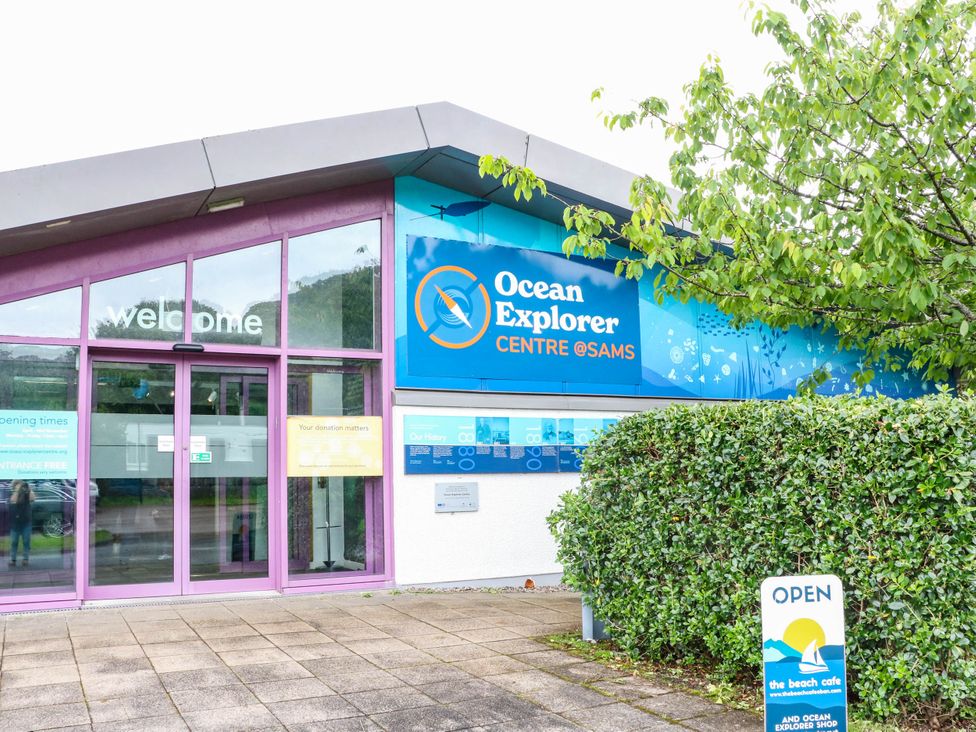 An outdoor view of the Ocean Explorer Centre at 1 Balnakeil in Dunbeg