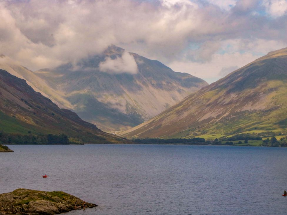 A scenic view of mountains and a lake at Buckbarrow Seascale