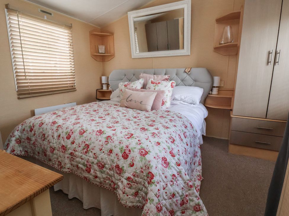 Caravan 596 - North Wales - 1183238 - thumbnail photo 16