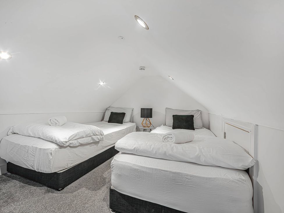 Grosvenor Apartment -  - 1183371 - thumbnail photo 11