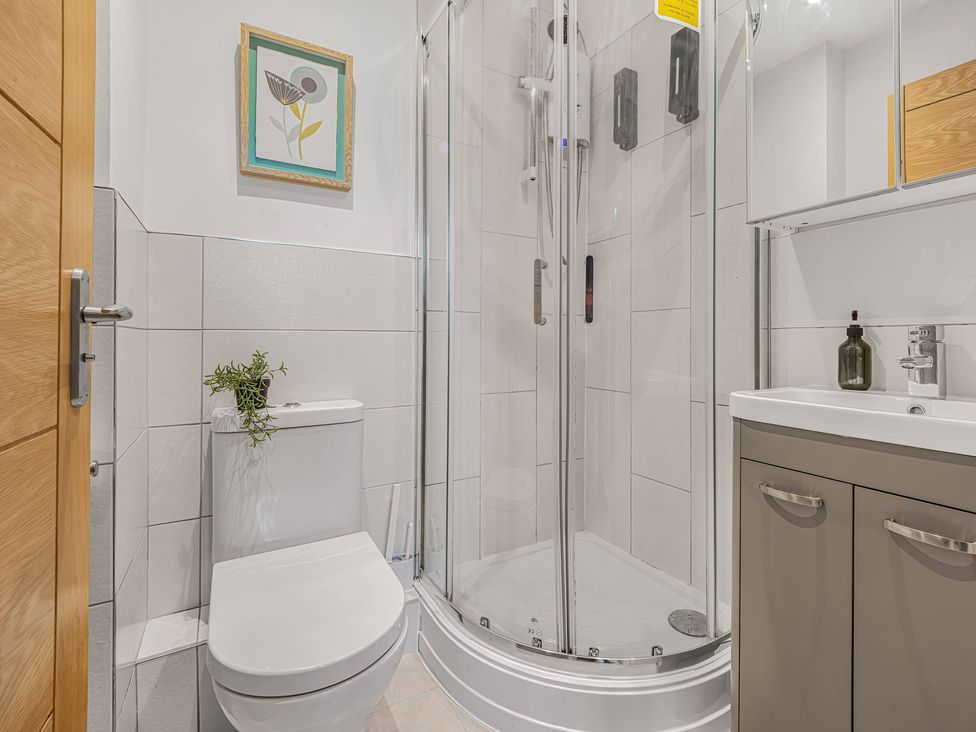 Grosvenor Apartment -  - 1183371 - thumbnail photo 12