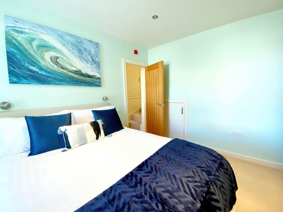 Sea View Apartment, 7 Ellington Court - Devon - 1183943 - thumbnail photo 11