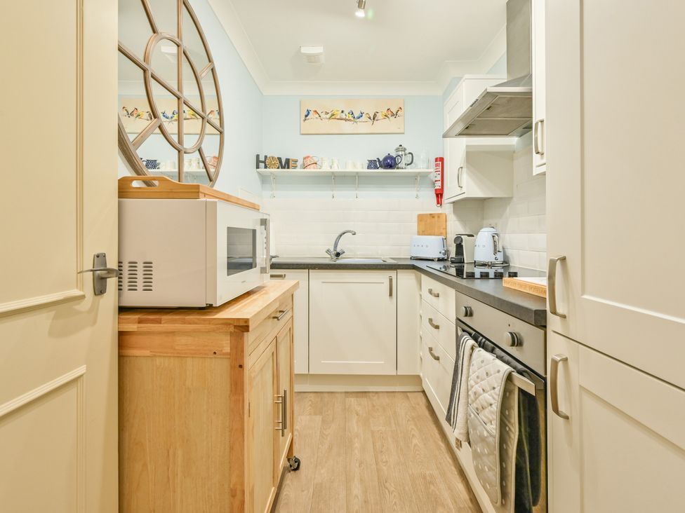 Muntham Deluxe Apartment 2 - Devon - 1184249 - thumbnail photo 14