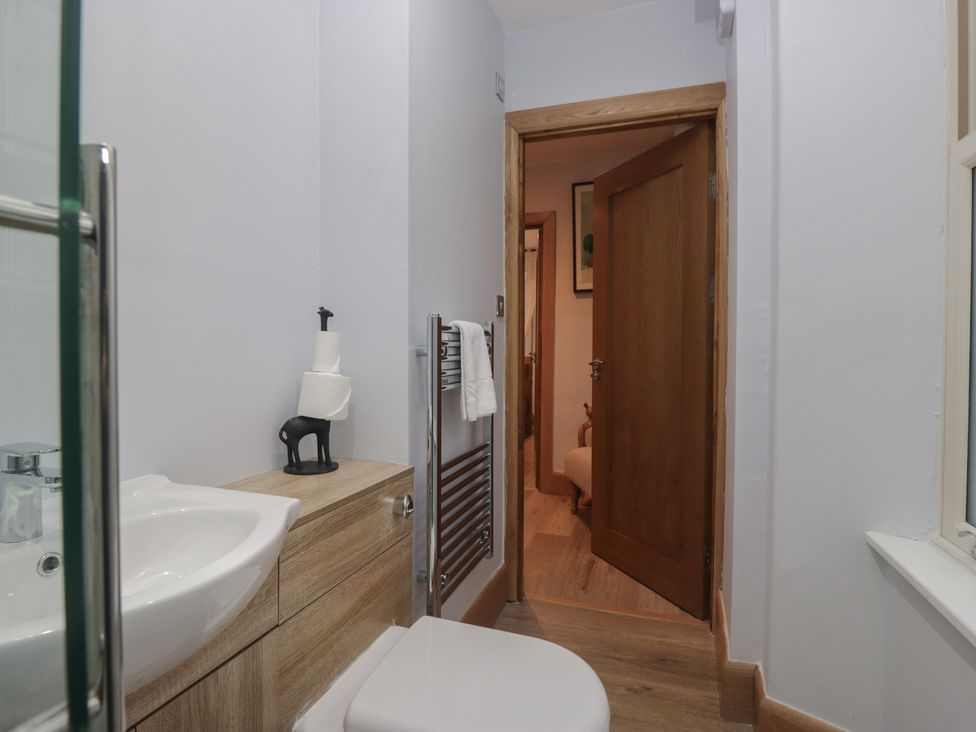 A bathroom with a sink and toilet at Park View in Ambleside
