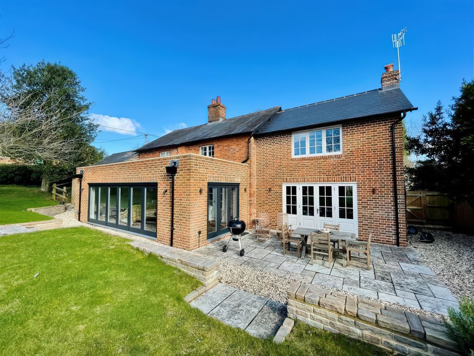 Riverside Cottage - Somerset & Wiltshire - 1184493 - thumbnail photo 25