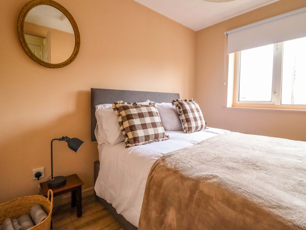 A bedroom with a bed and pillows at 2 Horseshoe Road, Montgomery
