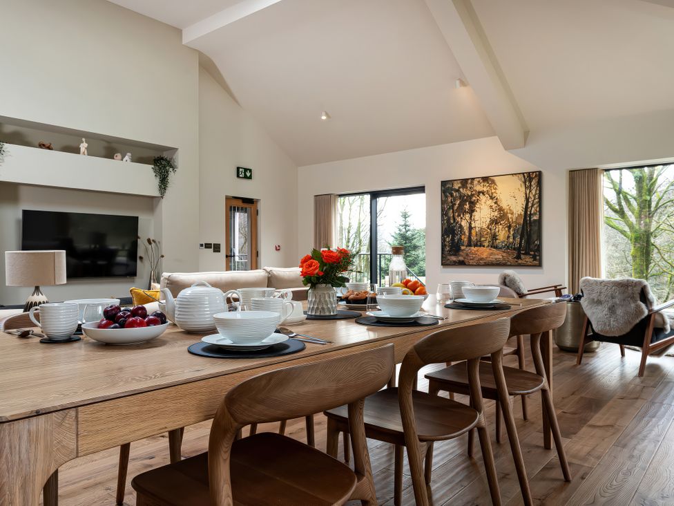A dining room with a large table and chairs at The Old Bunkhouse in Grasmere
