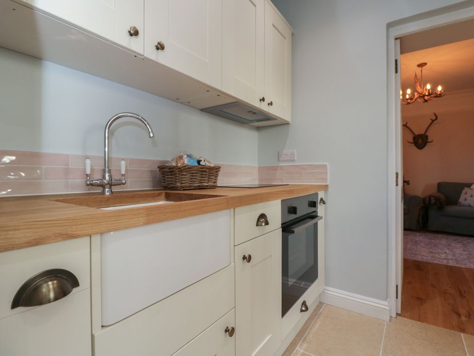 Maud Heath's Snug - Somerset & Wiltshire - 1185215 - thumbnail photo 10