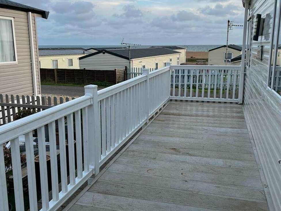 Freshwater Beach Holiday Park - Holiday Accommodation 17116 - Dorset - 1186216 - thumbnail photo 14