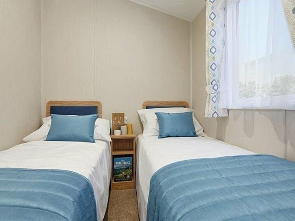 Marton Mere Holiday Village - Holiday Accommodation 17890 - Lake District - 1186464 - thumbnail photo 5