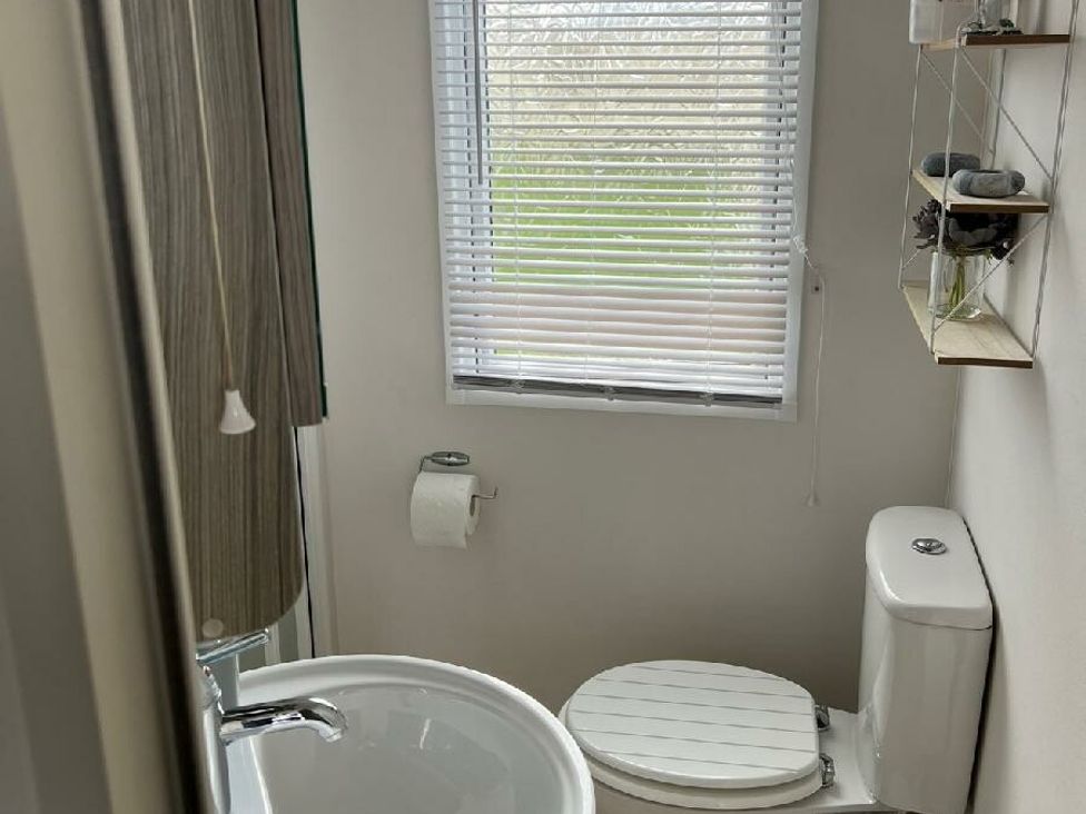 Whitehouse Leisure Park - Holiday Accommodation 19055 - North Wales - 1186818 - thumbnail photo 7
