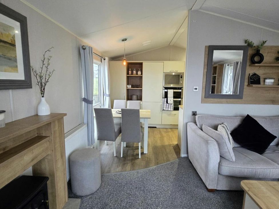 Thornwick Bay Holiday Village - Holiday Accommodation 20633 - North Yorkshire (incl. Whitby) - 1187441 - thumbnail photo 6