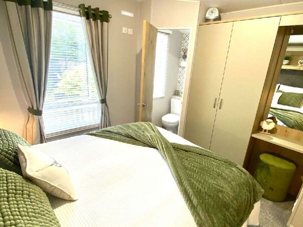 Aberdunant Hall Holiday Park - Holiday Accommodation 21962 - North Wales - 1188345 - thumbnail photo 12