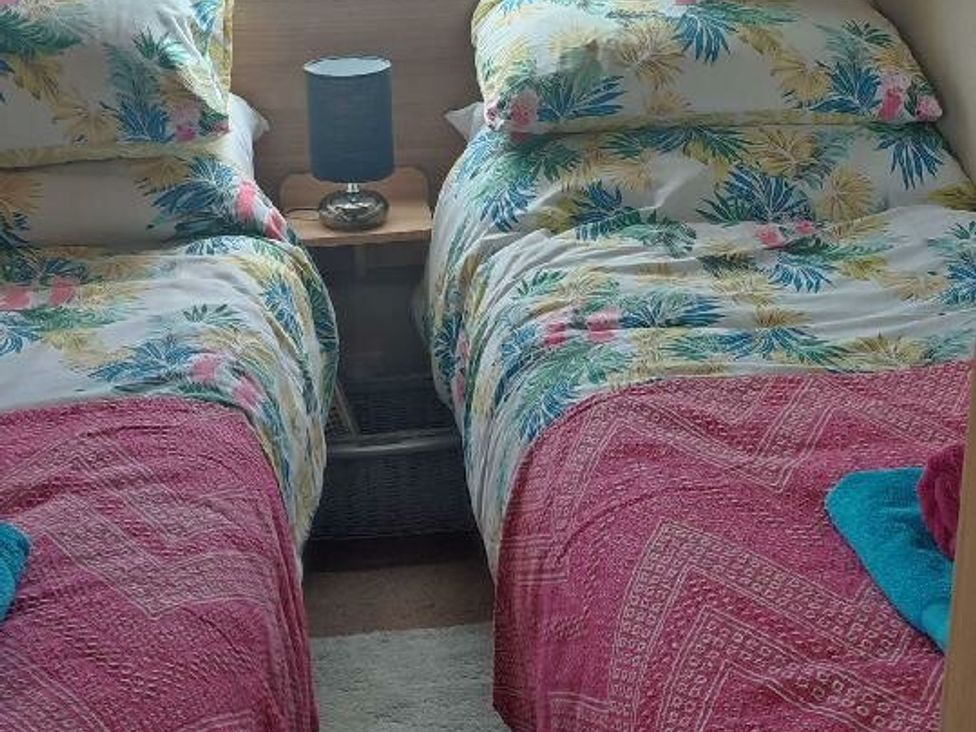 Lido Beach Holiday Park - Holiday Accommodation 22376 - North Wales - 1188681 - thumbnail photo 3