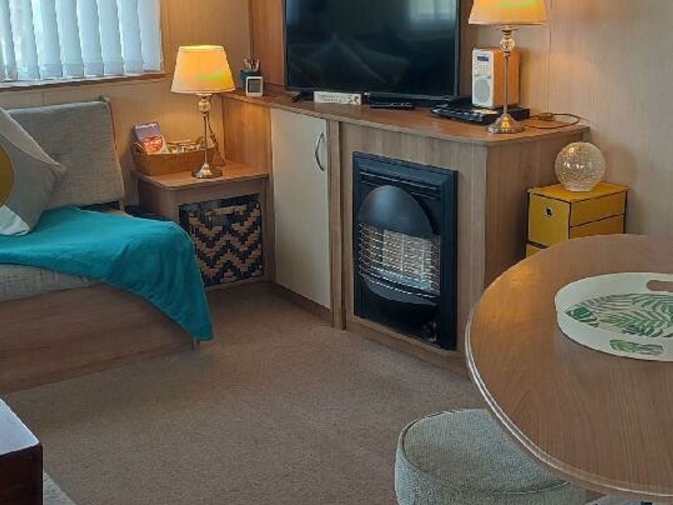 Lido Beach Holiday Park - Holiday Accommodation 22376 - North Wales - 1188681 - thumbnail photo 11