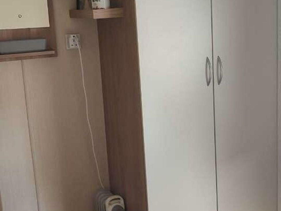 Lido Beach Holiday Park - Holiday Accommodation 22376 - North Wales - 1188681 - thumbnail photo 15