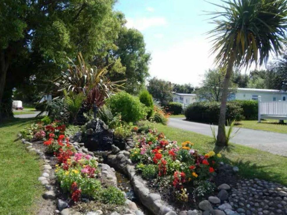 Lido Beach Holiday Park - Holiday Accommodation 22376 - North Wales - 1188681 - thumbnail photo 17