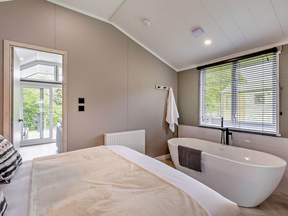 Prion Spa (Pet) - North Wales - 1189356 - thumbnail photo 11