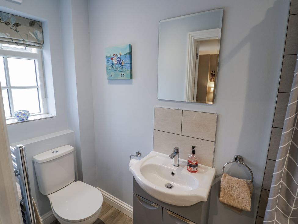 A bathroom with a sink and toilet at Rose Stables Black Bourton near Bampton