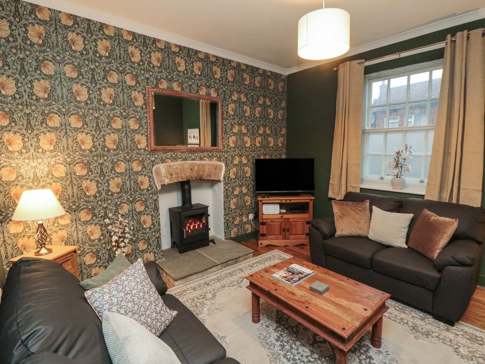 Daisy cottage - North Yorkshire (incl. Whitby) - 1190307 - thumbnail photo 2