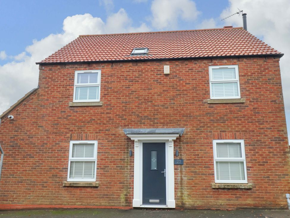 The Cottage 23 Main Street - North Yorkshire (incl. Whitby) - 1190349 - thumbnail photo 2