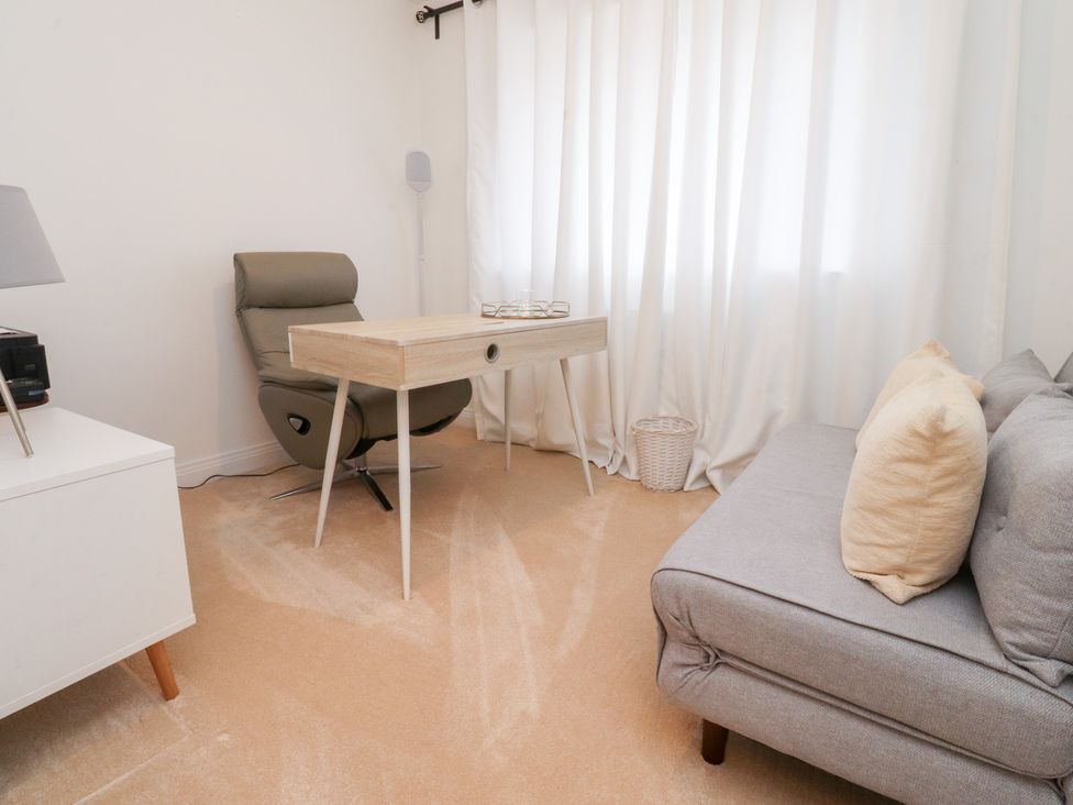 An office with a desk and chair at 49 Mellings Place 