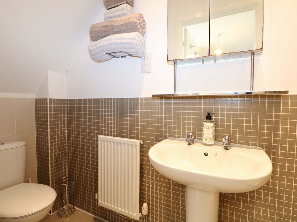 A bathroom with sink and toilet at 67a Harbour Way, Shoreham-by-Sea