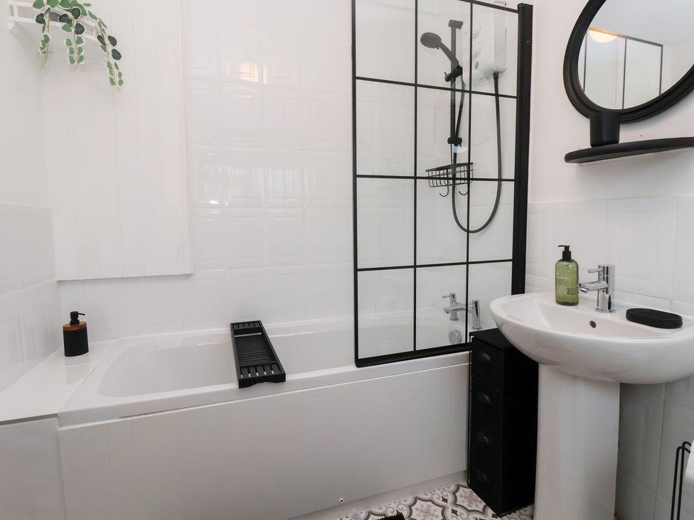 127 Bellhouse Way - North Yorkshire (incl. Whitby) - 1190663 - thumbnail photo 17