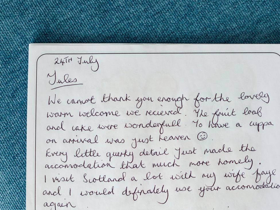A handwritten letter from a guest expressing gratitude at Wee Jules By The Sea