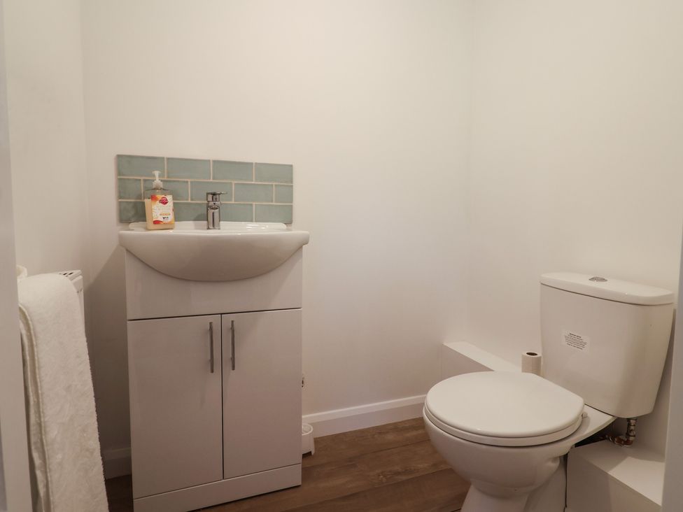 Manor Cottage - Somerset & Wiltshire - 1191078 - thumbnail photo 19