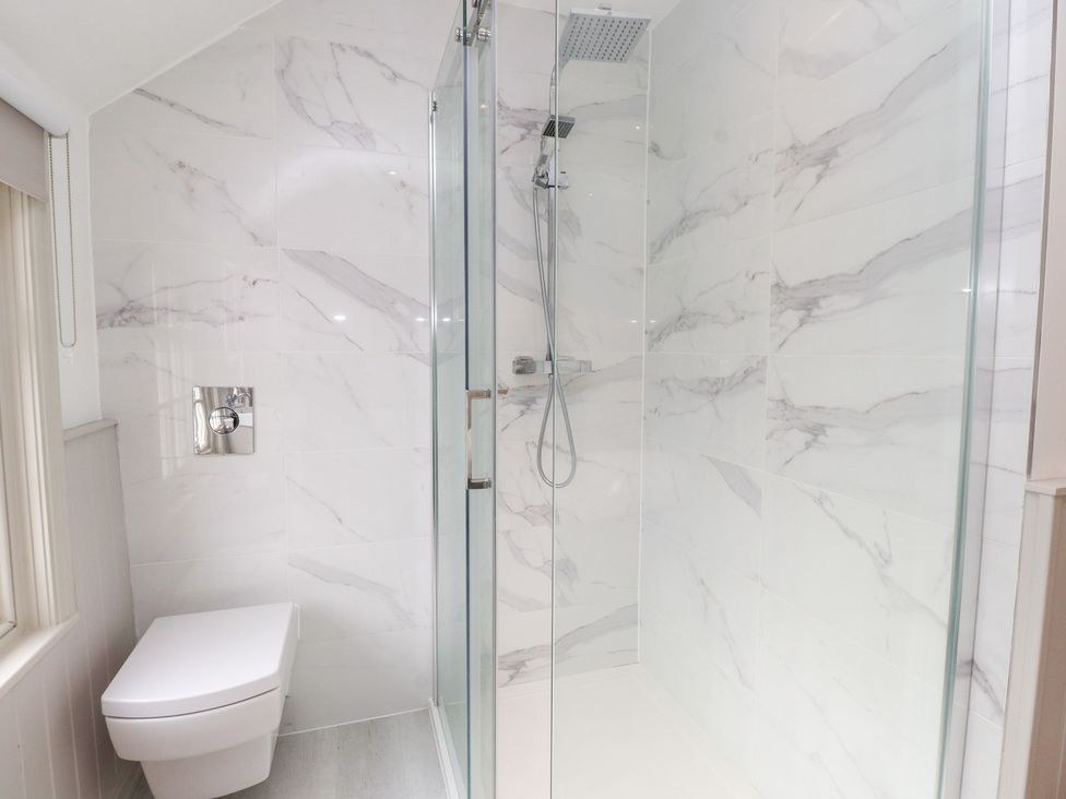 The Music Box - Anglesey - 1191129 - thumbnail photo 36